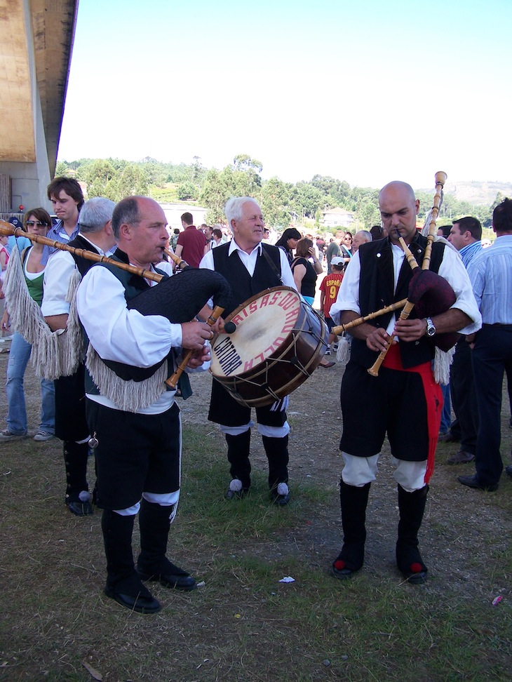 Festa dos Vikings em Catoira, na Galiza