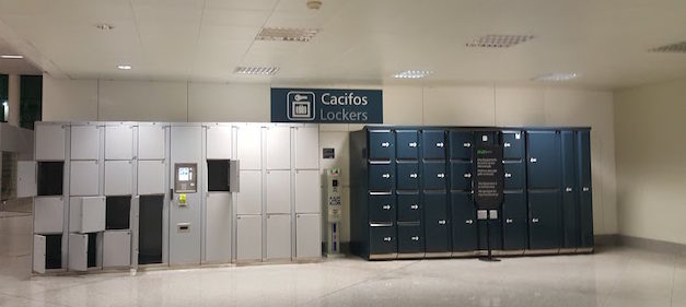 Cacifos no Aeroporto do Porto © Viaje Comigo