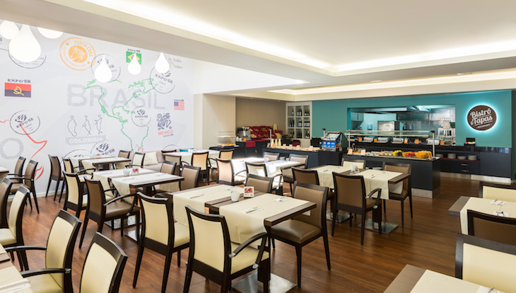 Sala dos pequenos-almoços e Restaurante do Hotel Tryp Lisboa Oriente DR