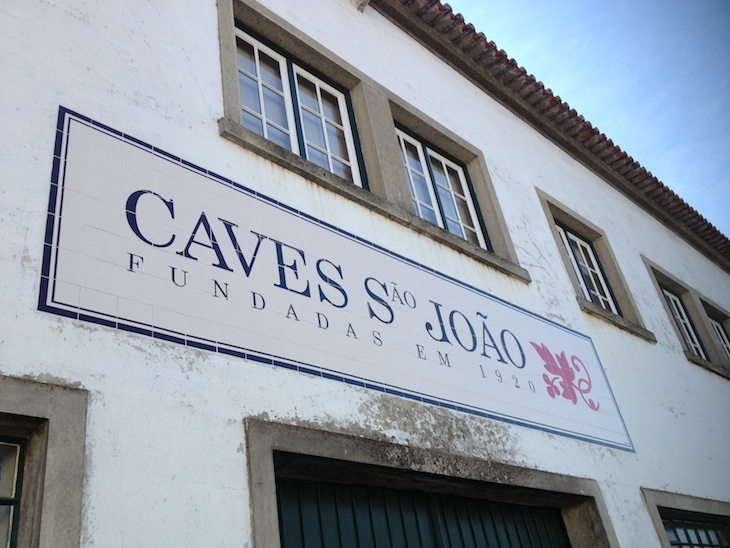 Caves São João