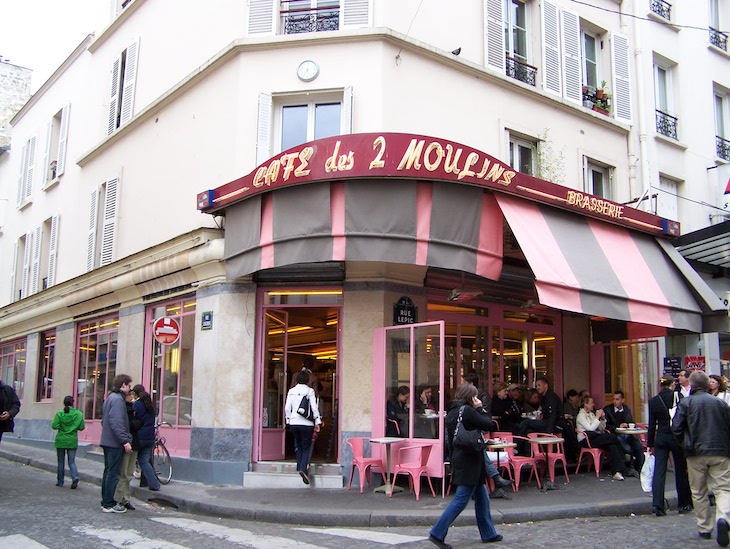 Café des Deux Moulins, Montmartre, Paris