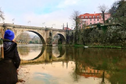 Reflexo da ponte de Amarante - Portugal © Viaje Comigo