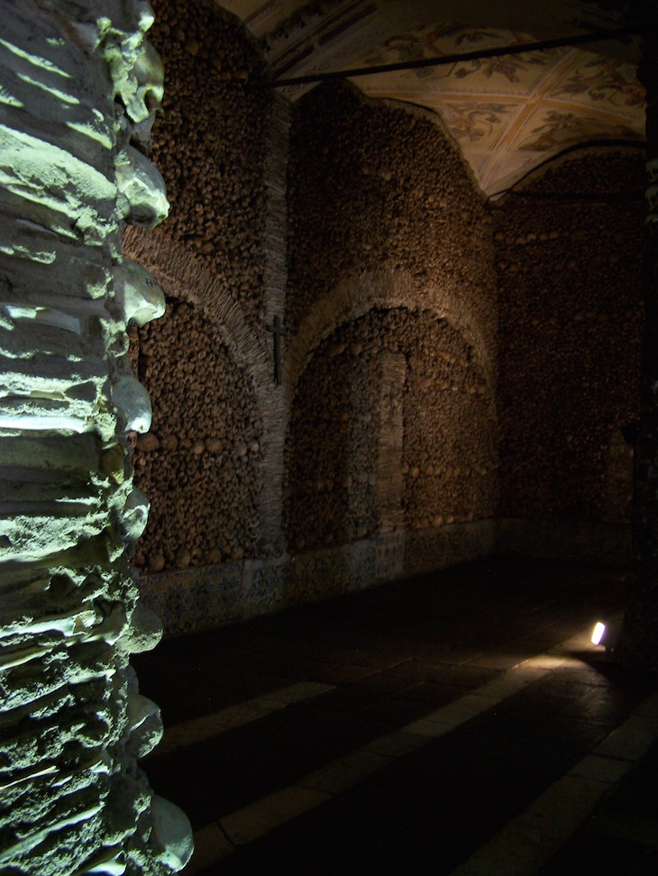 Capela dos Ossos, Évora © Viaje Comigo