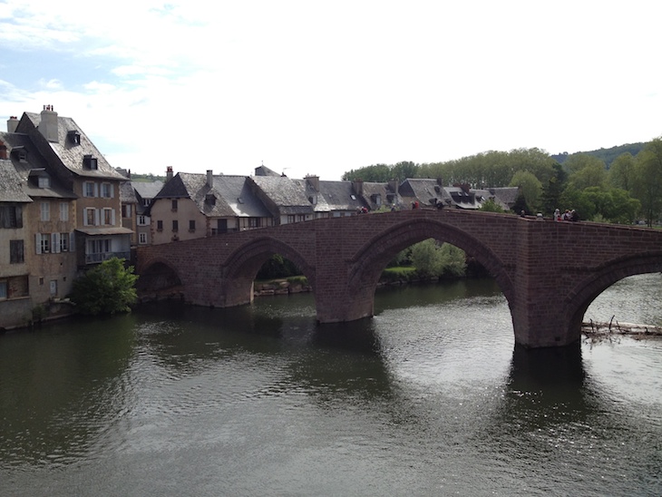 Espalion, Aveyron, França © Viaje Comigo