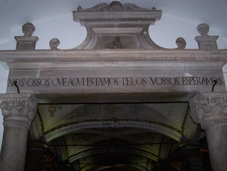 Capela dos Ossos, Évora © Viaje Comigo