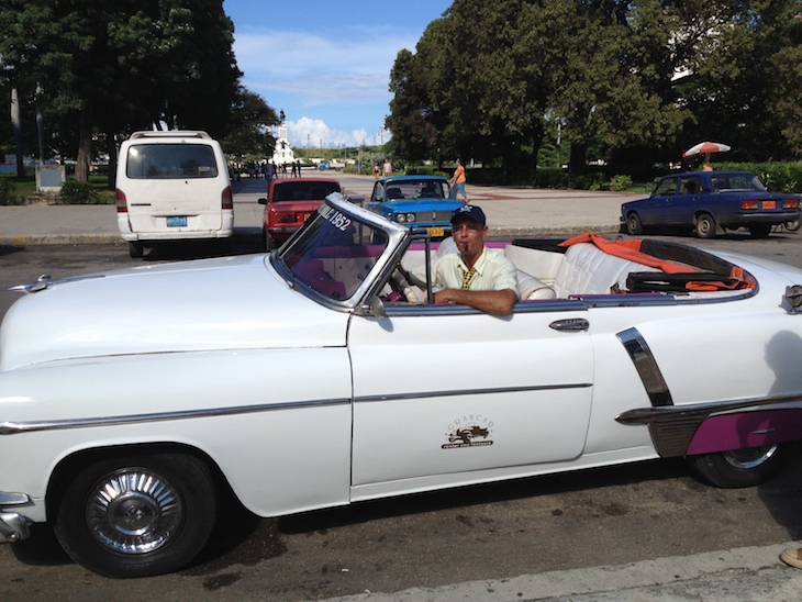 Jorge o o seu Cadillac - Havana - Cuba © Viaje Comigo