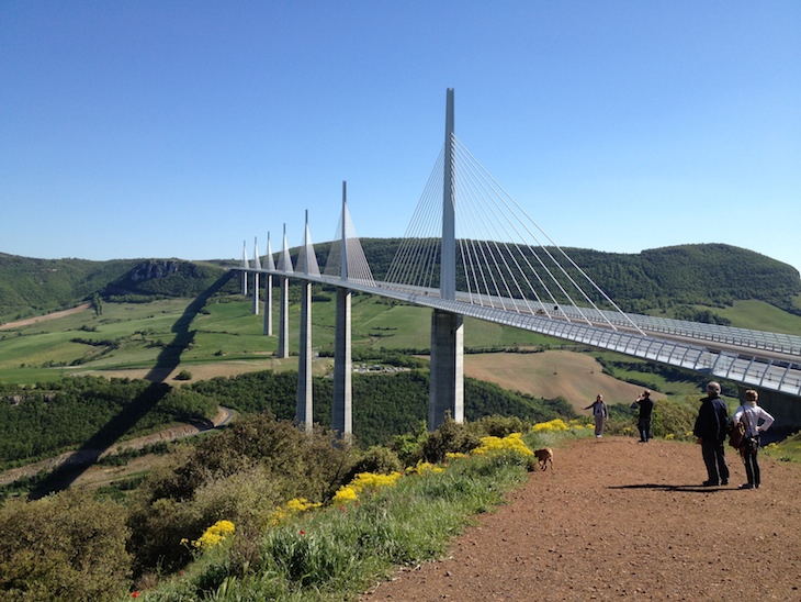 Viaduto de Millau © Viaje Comigo