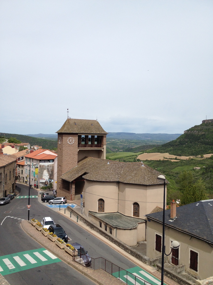 Roquefort-sur-Soulzon, Aveyron, França © Viaje Comigo