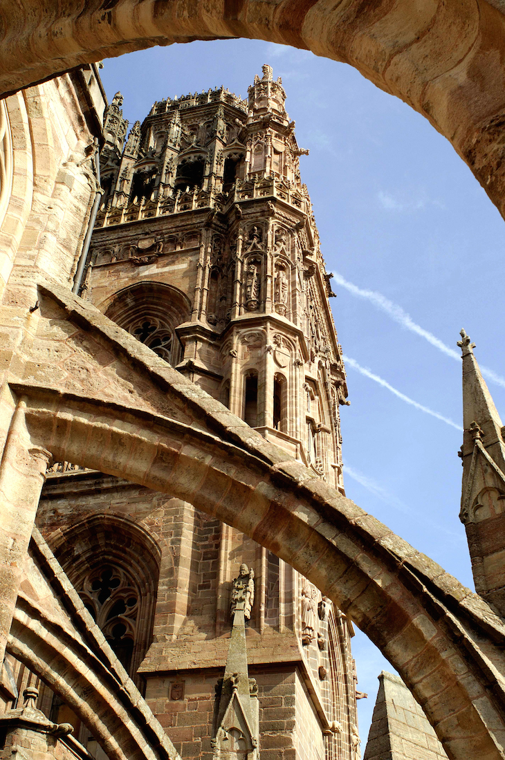 Catedral de Notre Dame de Rodez, Aveyron, França © Viaje Comigo