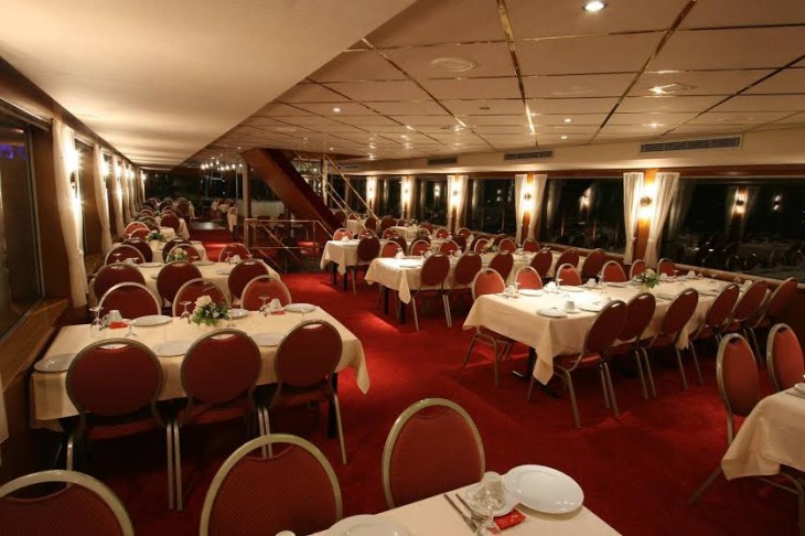 Sala de jantar do Cruzeiro Tomaz Douro (com jantar)