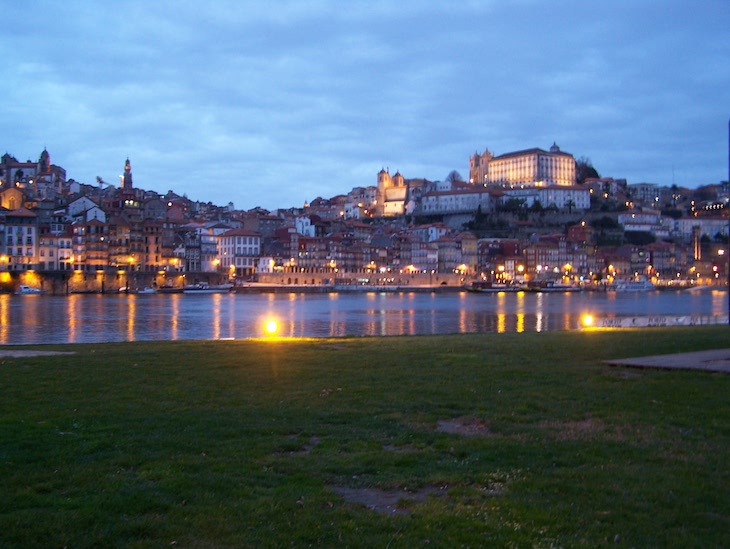 Porto à noite (vista de Gaia)