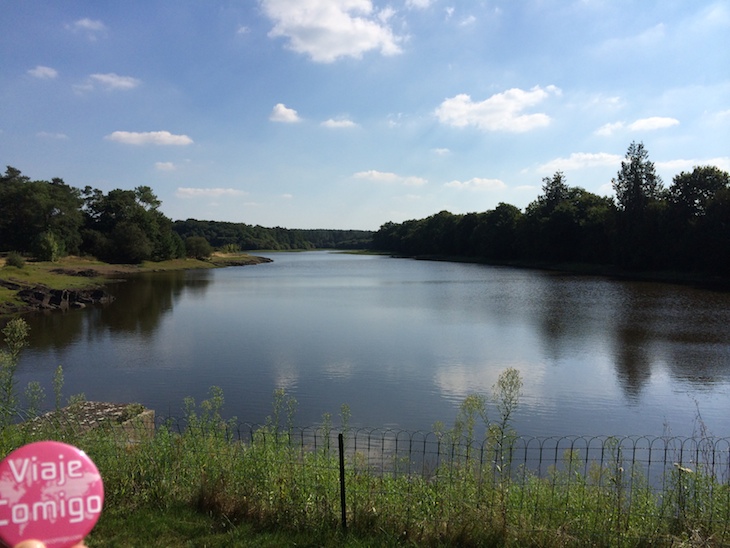 Lago do Château de Comper