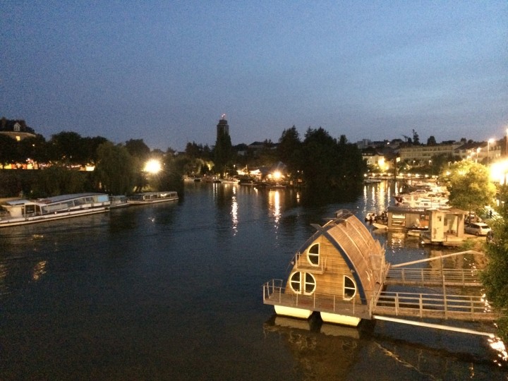 Nantes à noite © Viaje Comigo