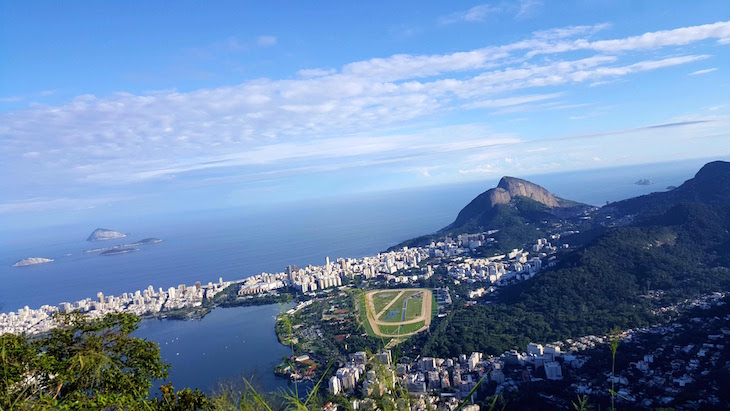 No Corcovado, Cristo Redentor, Rio de Janeiro, Brasil © Viaje Comigo