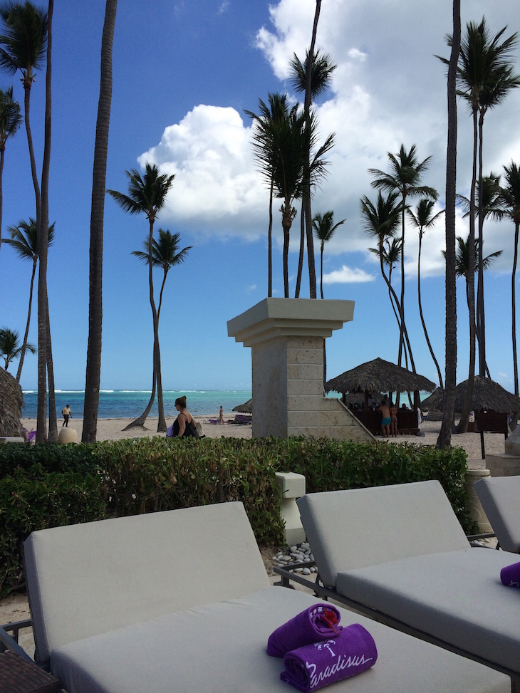 Entre a praia e a piscina - Paradisus Punta Cana Resort