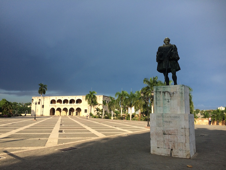 Praça de Espanha, Santo Domingo