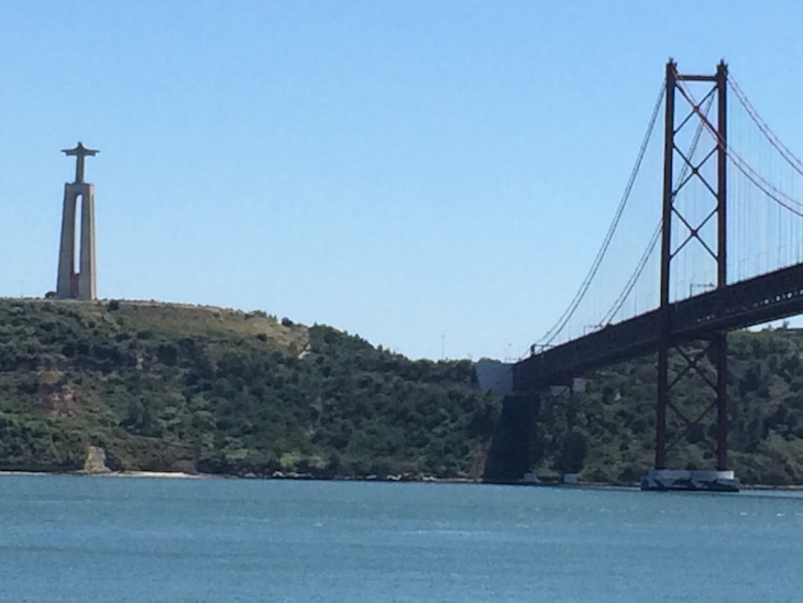 Cristo Rei e Ponte 25 de Abril - Lisboa