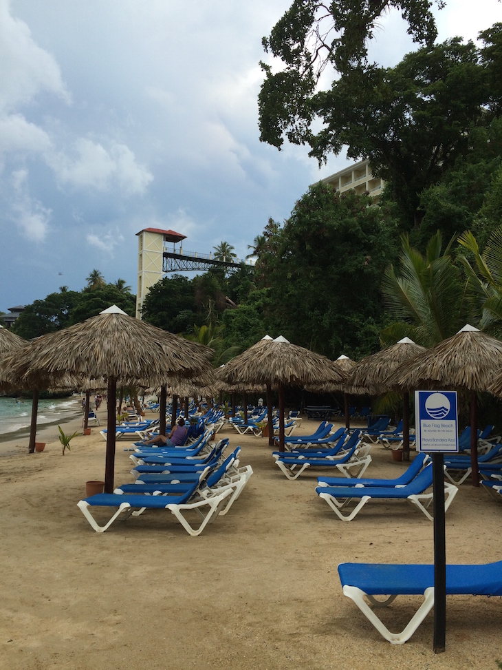 Na praia do Hotel Bahia Principe Cayacoa, República Dominicana