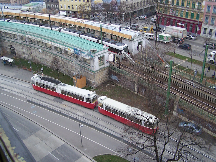 Metro e comboio em Viena