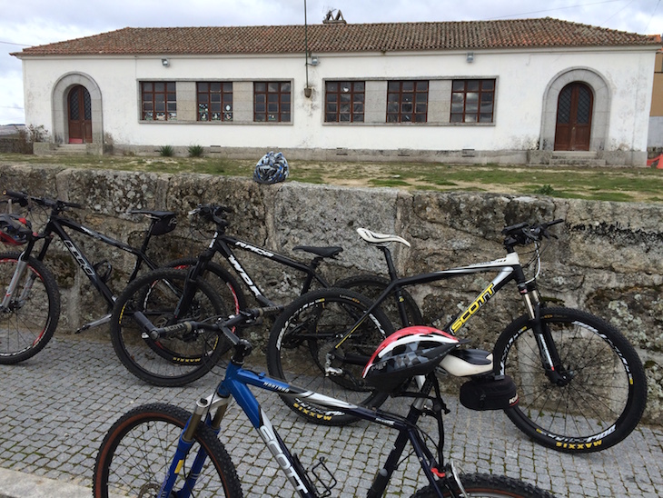 De bicicleta em Moimenta da Raia