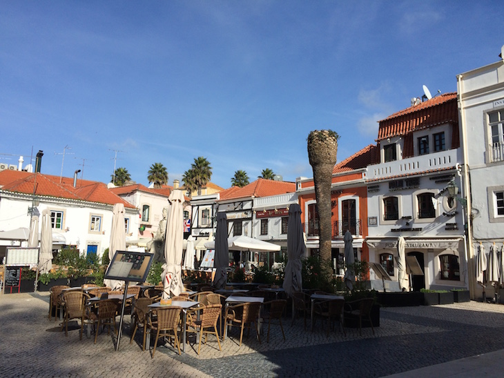 Rua dos restaurantes em Cascais