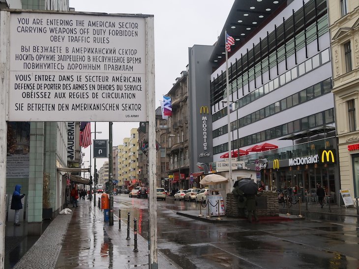 Checkpoint Charlie, Berlim © Viaje Comigo