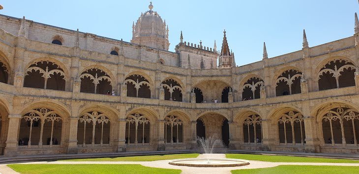 Mosteiro dos Jerónimos - Lisboa - Portugal © Viaje Comigo