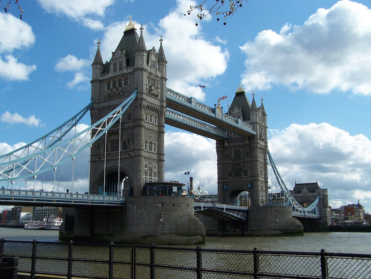 Tower Bridge, Londres