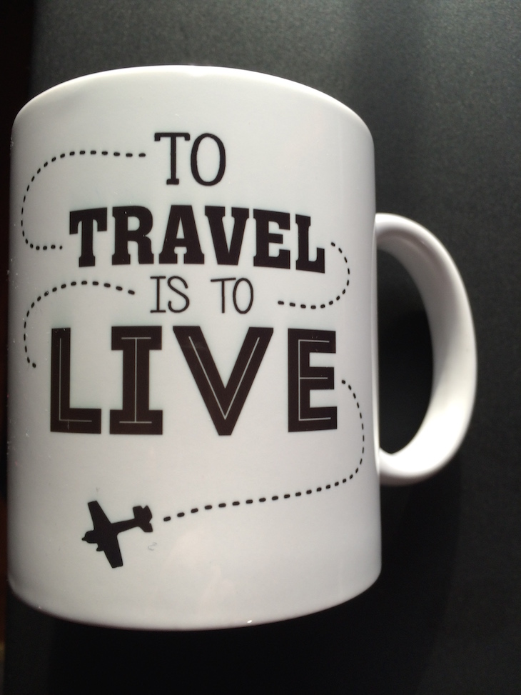 Caneca Viaje Comigo To Travel is To Live - brevemente disponível