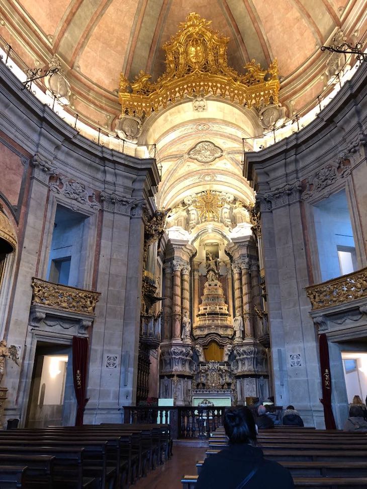 Igreja dos Clérigos, Porto - Portugal © Viaje Comigo