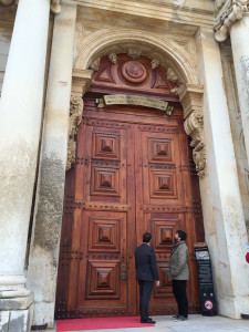 Entrada da biblioteca Joanina da Universidade de Coimbra