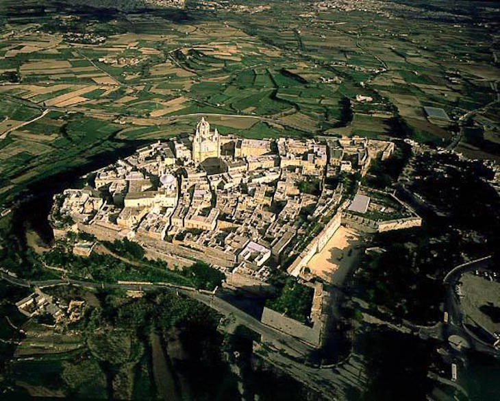 Mdina - Direitos Reservados