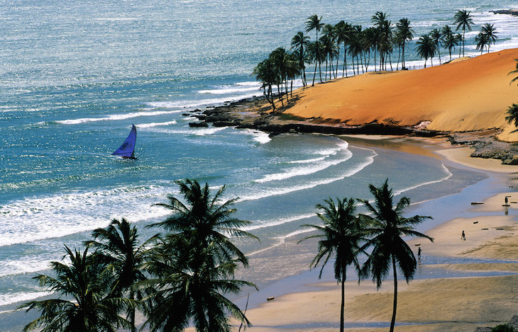 A Praia da Lagoinha fica em Paraipaba, município desmembrado de Paracuru. Seu principal atrativo são as praias de águas calmas próprias para banho (da Pedra Pesada, da Lagoinha, do Capim Açu e Gamboas, da Barra do Curu) e Lagoa Almécegas. VT Paracuru. Paraipaba (CE). 1999. Foto: Christian Knepper / Embratur