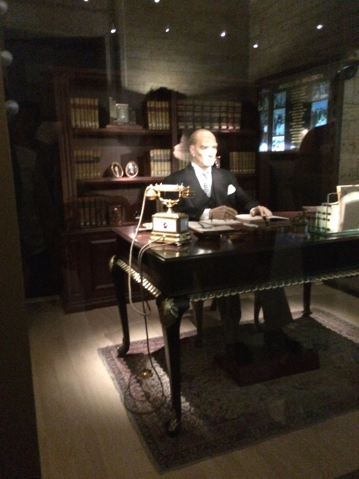 Mausoléu e Museu Ataturk em Ankara - Turquia ©Viaje Comigo