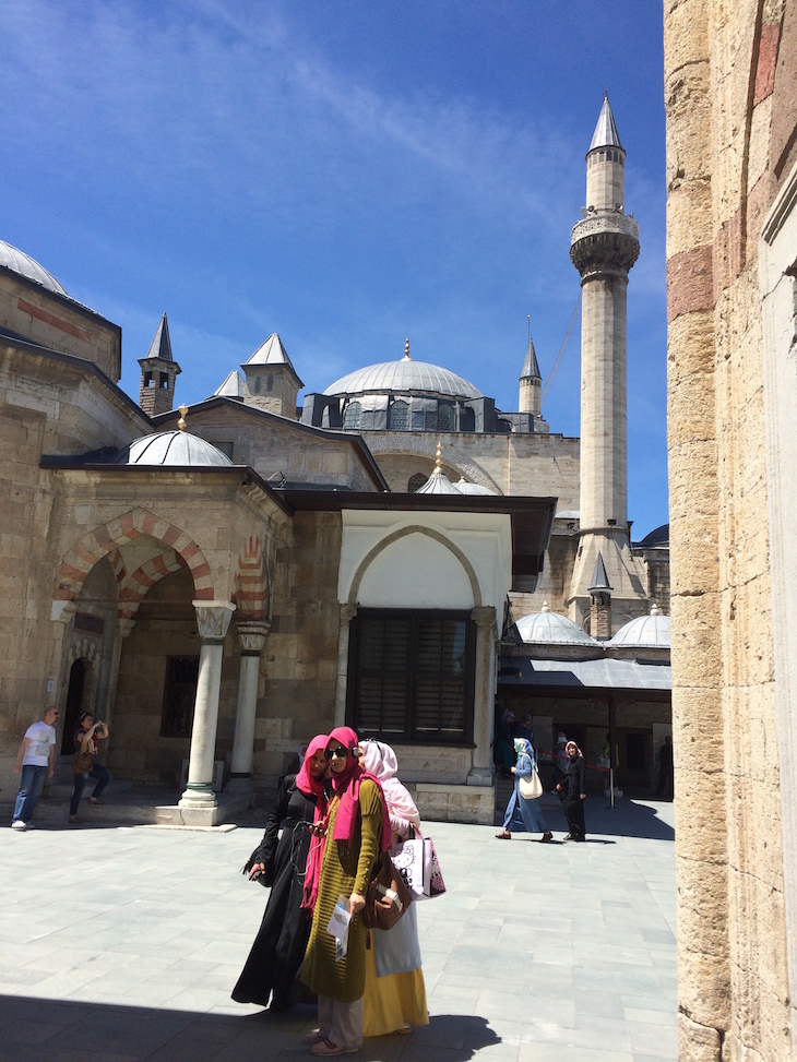 Museu e Mesquita Mevlana - Konya - Turquia ©ViajeComigo