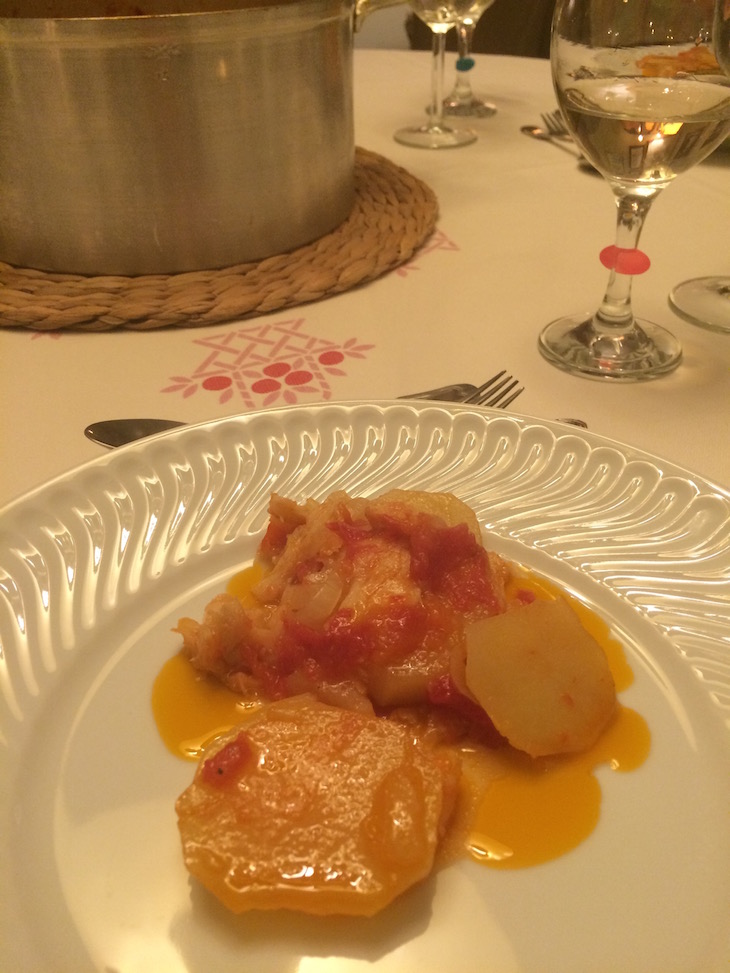 Bacalhau à espanhola (delicioso!) no B My Guest Supper Club © Viaje Comigo