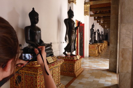 Estátuas em Wat Benchamabophit © Viaje Comigo