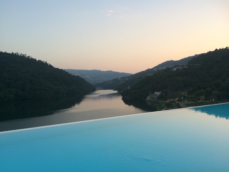 Piscina do Douro Royal Valley Hotel & Spa © Viaje Comigo