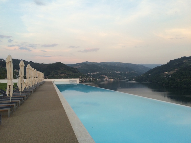 Piscina do Douro Royal Valley Hotel & Spa © Viaje Comigo