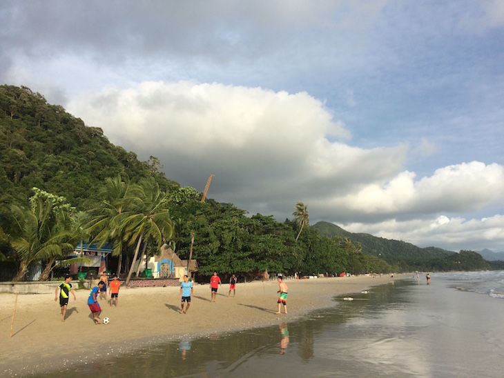 Praia em Ko Chang, Tailândia © Viaje Comigo