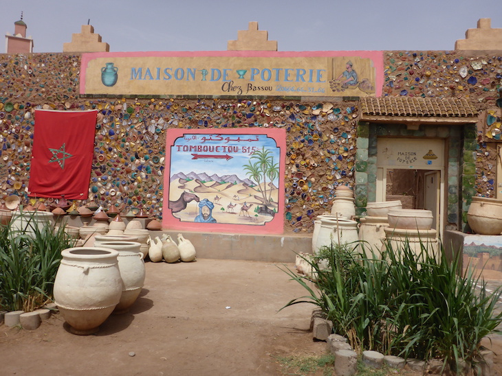 Loja de Cerâmica na Aldeia de Tamegroute, Marrocos © Viaje Comigo