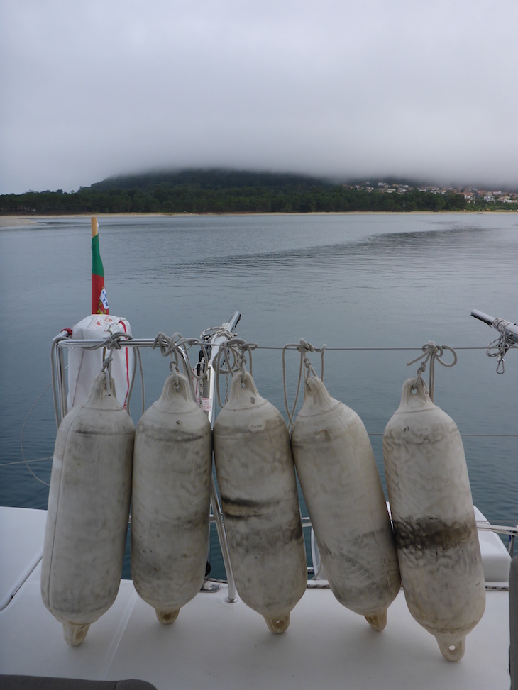 Catamarã da Feeldouro © Viaje Comigo