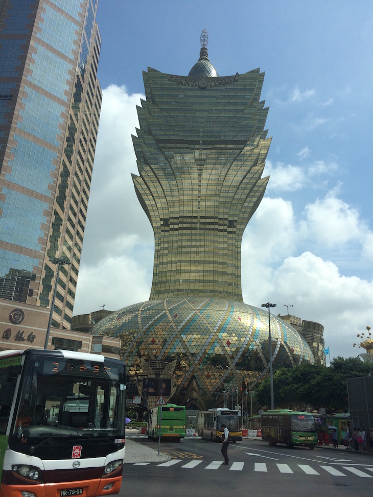 Grand Lisboa, Macau © Viaje Comigo