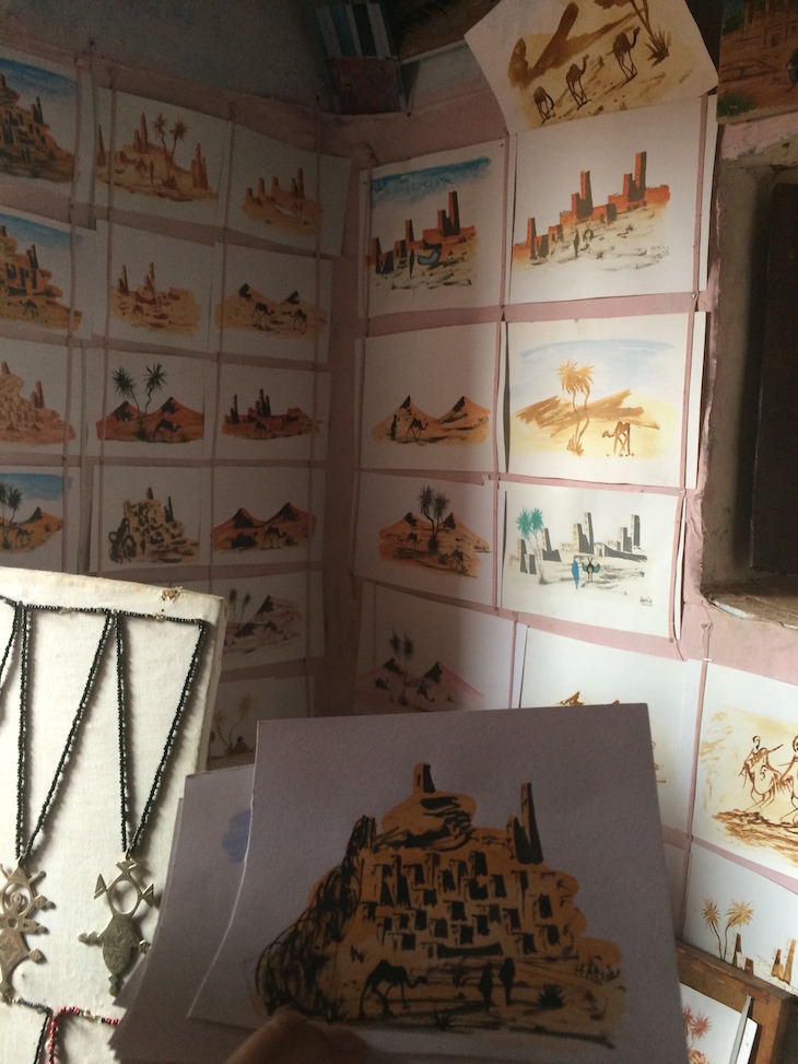 Pinturas de Hamid na Casa Berbere no Ksar Ait-Ben-Haddou © Viaje Comigo