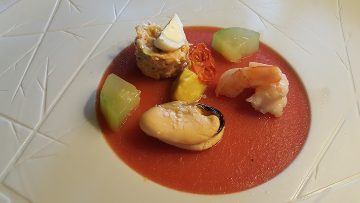 Trilogia de mariscos da nossa Costa com gelado de caril no Restaurante do Monverde © Viaje Comigo