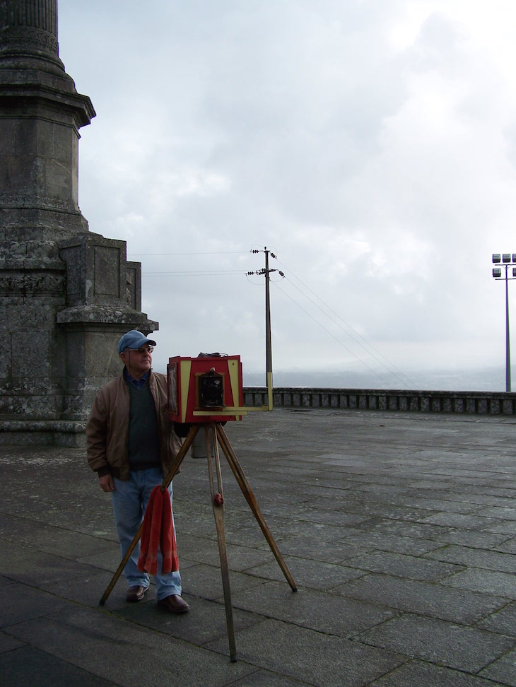 Fotógrafo à moda antiga no Santuário de Santa Luzia, Viana do Castelo © Viaje Comigo