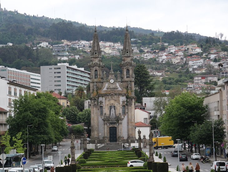 Igreja de Nossa Senhora da Consolação e Santos Passos - Guimarães - Portugal © Viaje Comigo