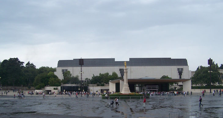 Capelinha das Aparições no Santuário de Fátima © Viaje Comigo