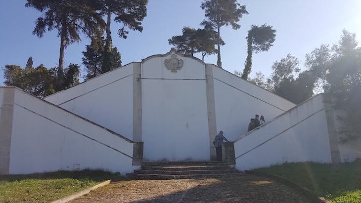 Escadaria do Santuário de Nossa Senhora da Encarnação, Leiria © Viaje Comigo