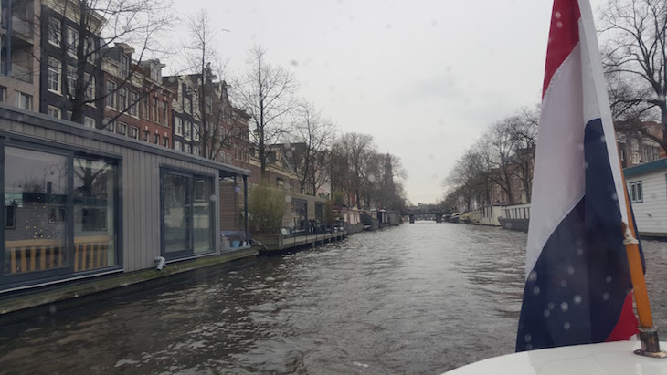 No barco do Canal Tour Eating Amsterdam em Amesterdão © Viaje Comigo
